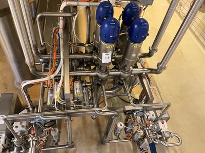Immagine panoramica di Alfa laval pneumatic valve station